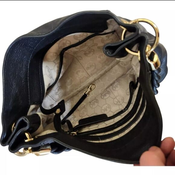 MICHAEL KORS Large Pebbled Leather Naomi Twist Braided Strap Black Bag - Picture 16 of 16